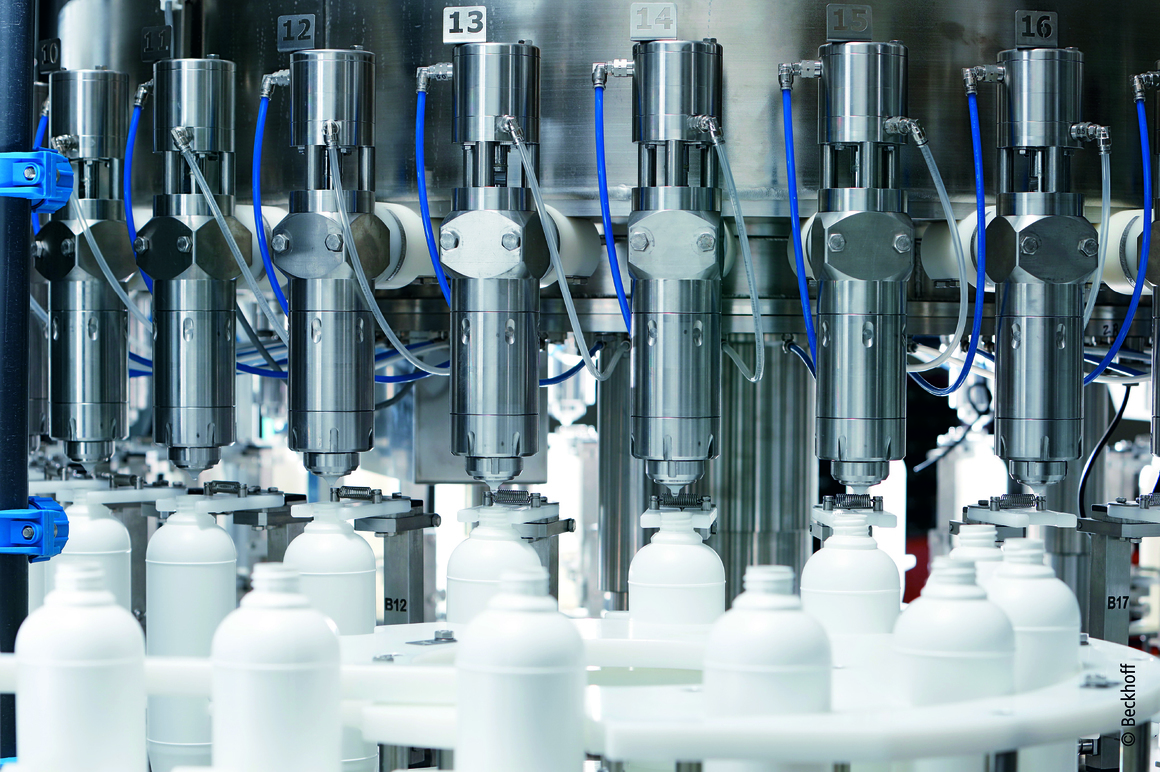 Our PC-based control technology enables extremely short cycle times, improving the throughput of packaging machines and thus increasing their efficiency. This reduces energy and raw material consumption and increases quality and economic efficiency.