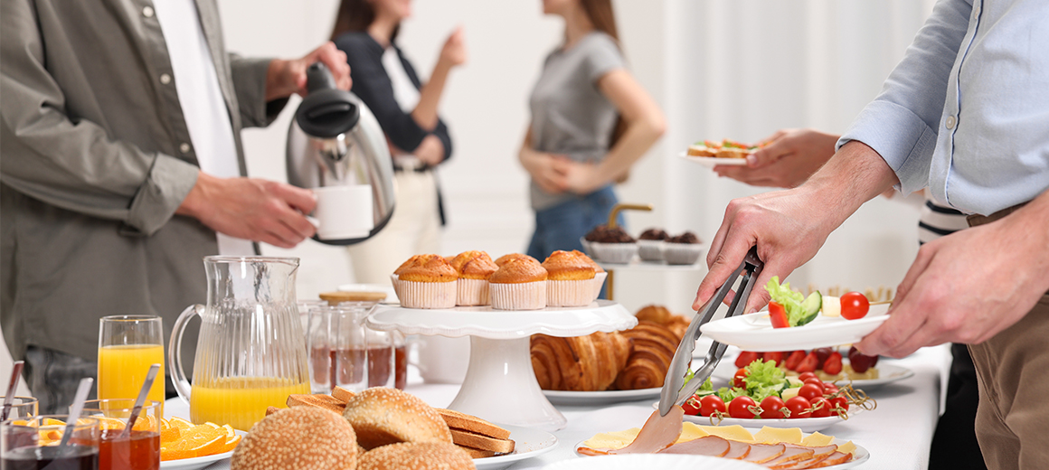 breakfast-session-starting-page-stage-lowres © africaimages.com (Olga Yastremska, Africa Images)